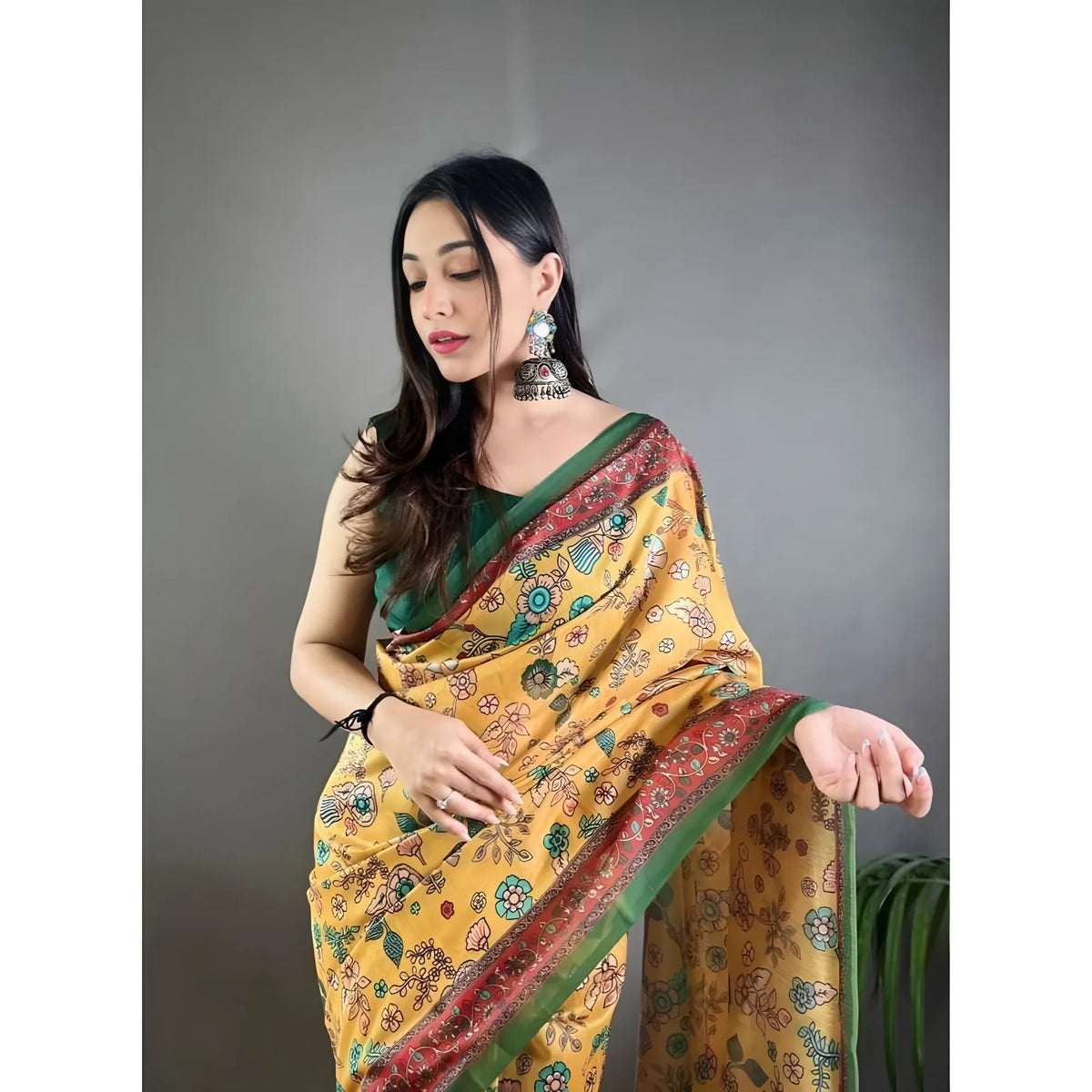 Iraaya Linen Printed Saree With Unstitched Blouse