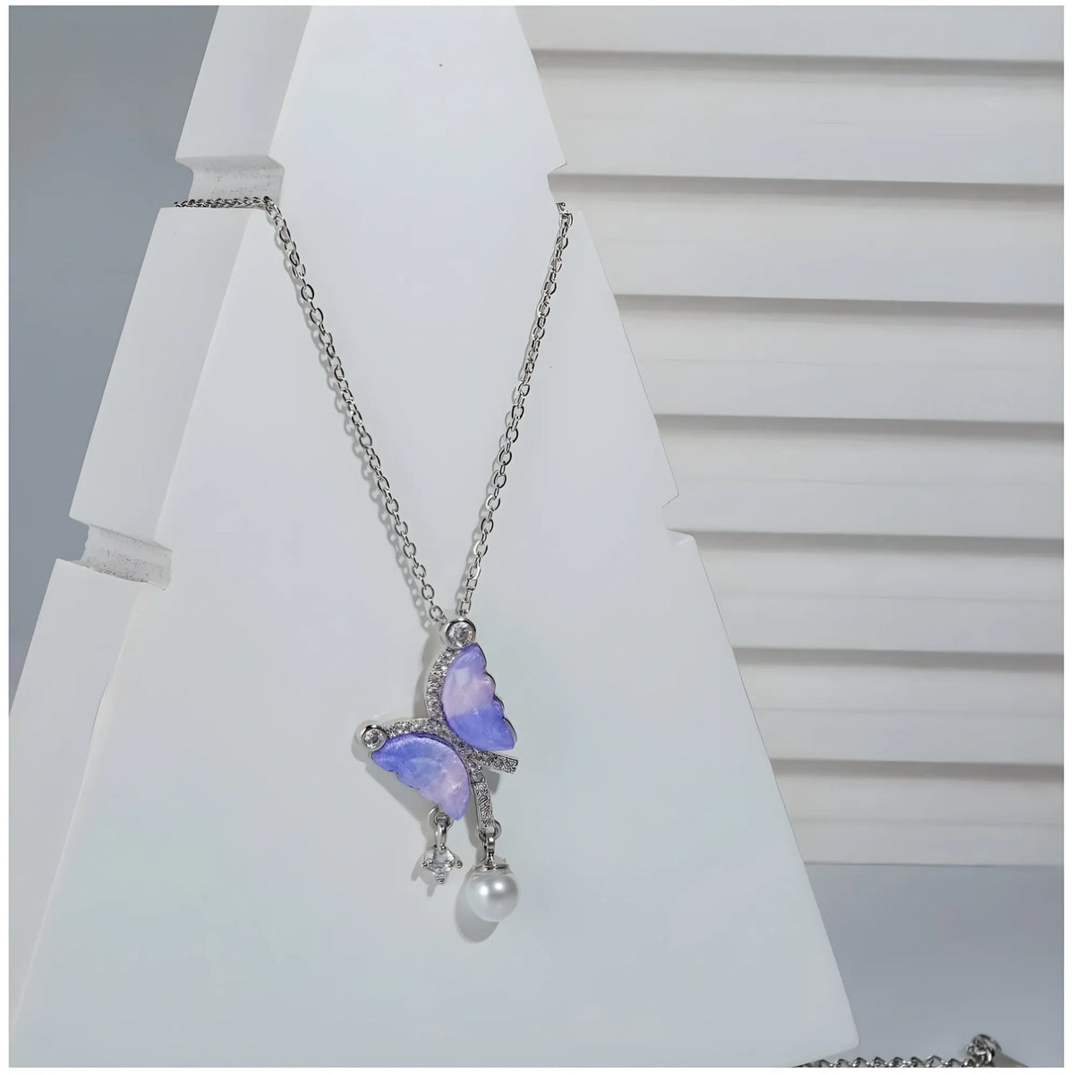 Women's Stainless Steel Butterfly Dailywear Pendent Delicate Chain (Silver Plated)