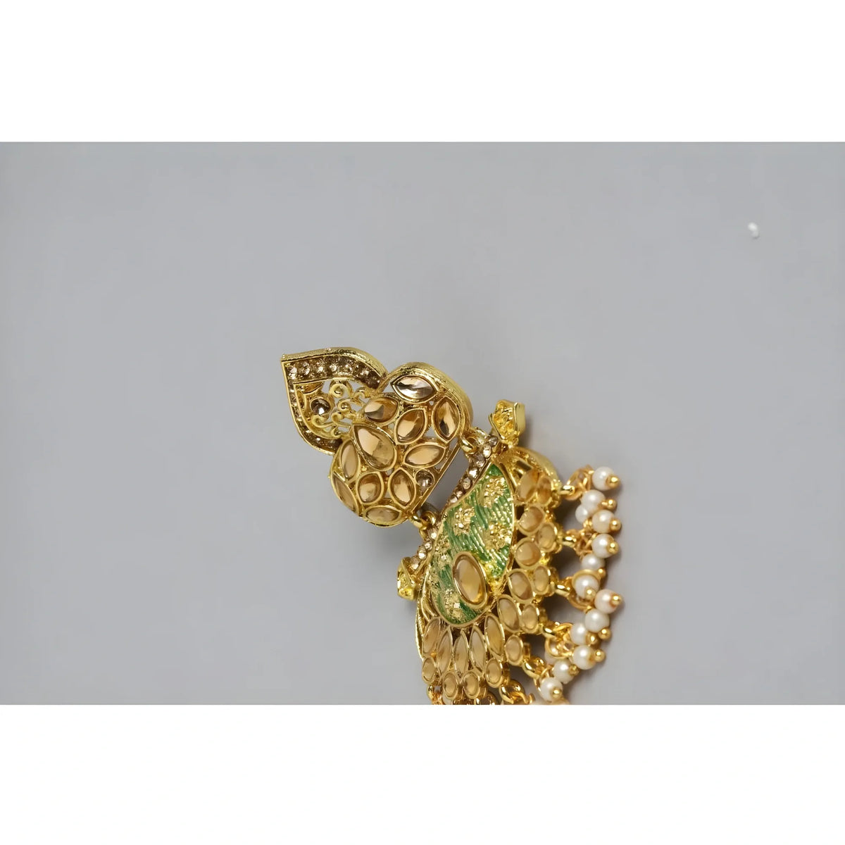 Women's Rose Gold Plated Alloy Earrings (Gold)